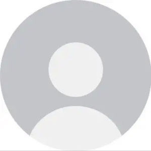 Meet your Posher, Andrea mendoza